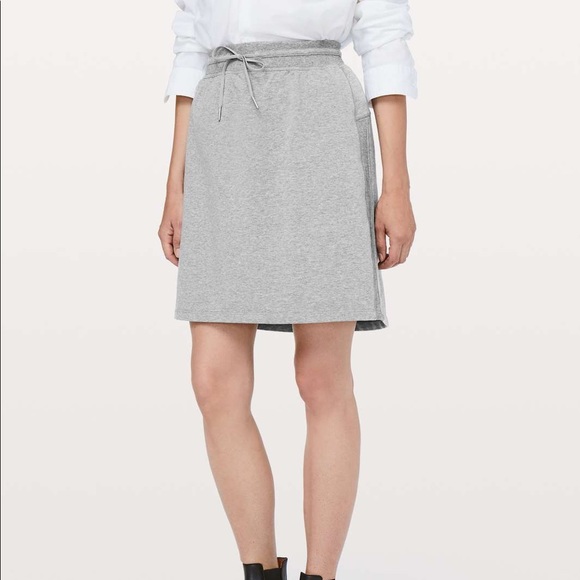 lululemon athletica Dresses & Skirts - Lululemon Start Anew Skirt